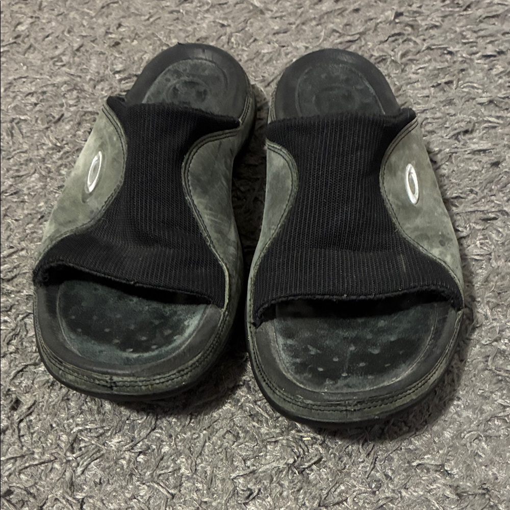 Vintage Y2K Oakley slides